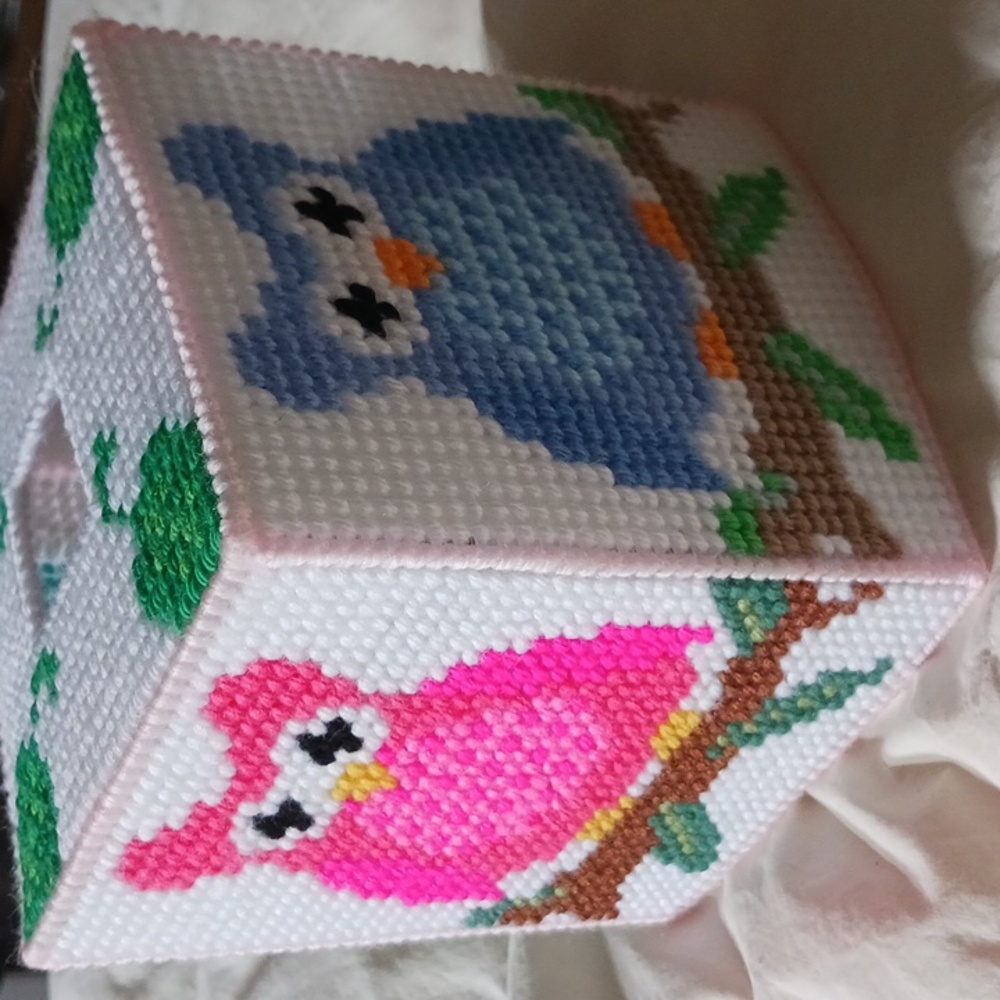 New Kitschy Vintage style Owl tissue box cover